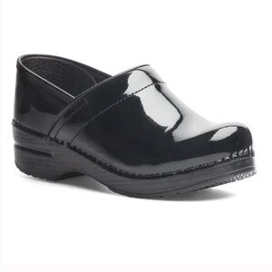 DANSKO Black Patent Leather Professional Clogs ~Size 37 EUC